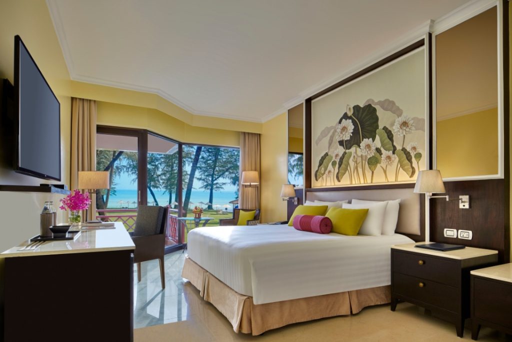dusit-thani-laguna-phuket-accommodation-premier-ocean-front-room