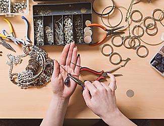 jewelry-making-tools-beads