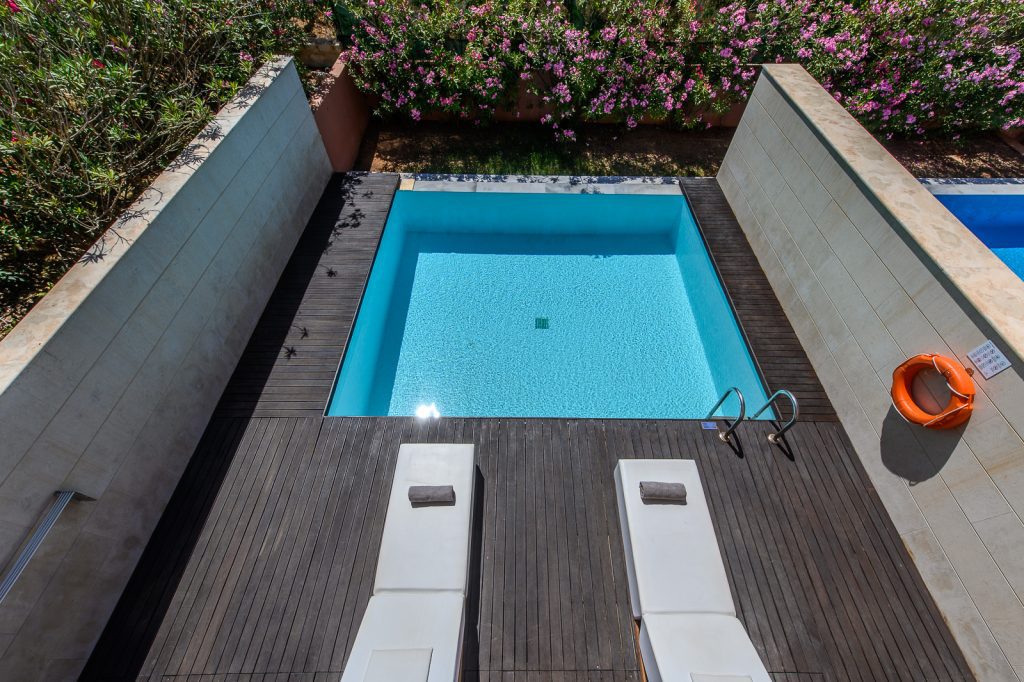 Villa-with-private-pool-1