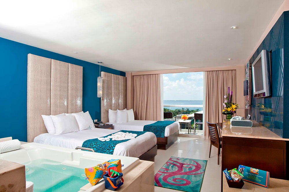 hard-rock-hotel-cancun-deluxe-family
