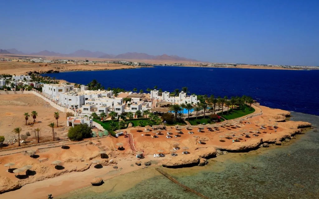 Sharm+Club+Beach+and+Swimming+Pools+(28)-1920w