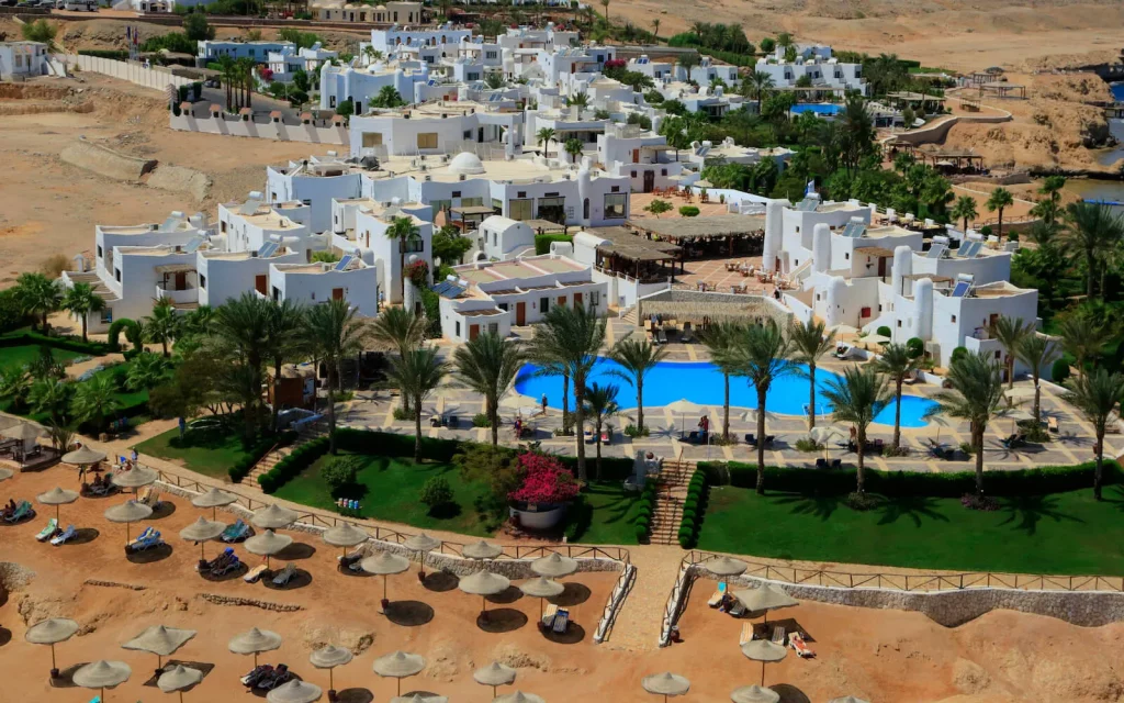 Sharm+Club+Beach+and+Swimming+Pools+(30)-1920w