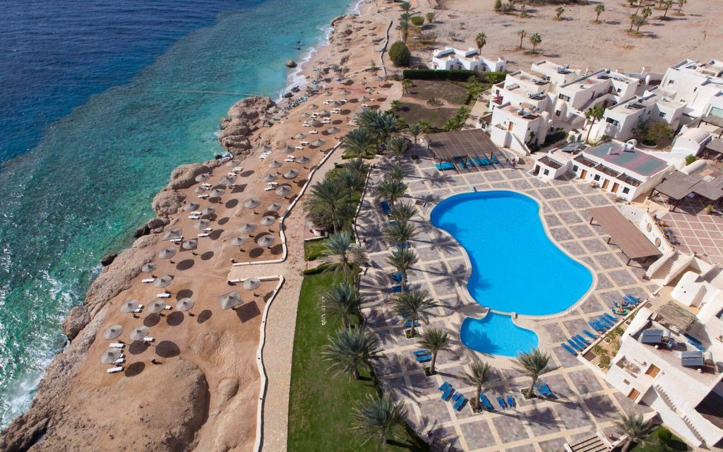 Sharm+Club+Beach+and+Swimming+Pools+(4)-1920w