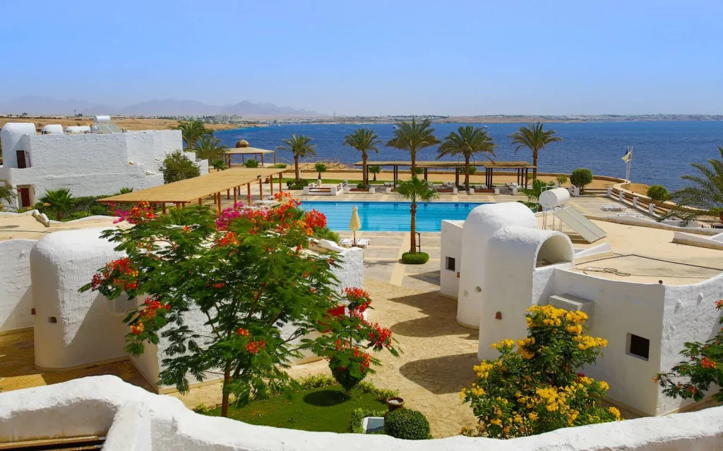 Sharm+Club+Beach+and+Swimming+Pools+(5)-1920w