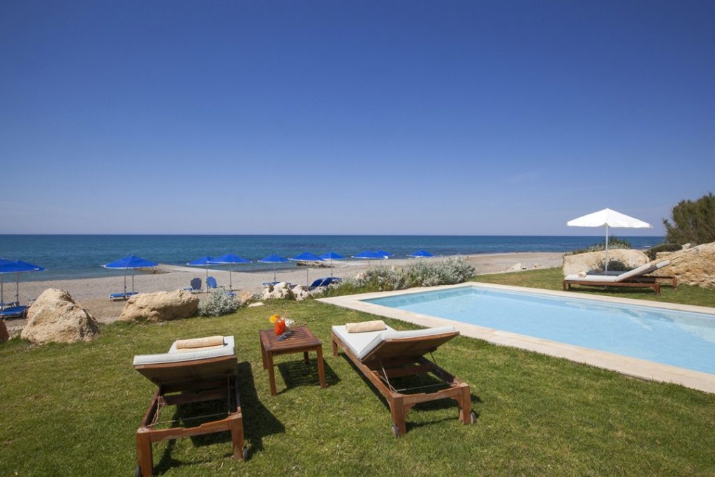 AQUILA-RITHYMNA-BEACH-DELUXE-JUNIOR-VILLA-SEA-VIEW-WITH-PRIVATE-POOL-11