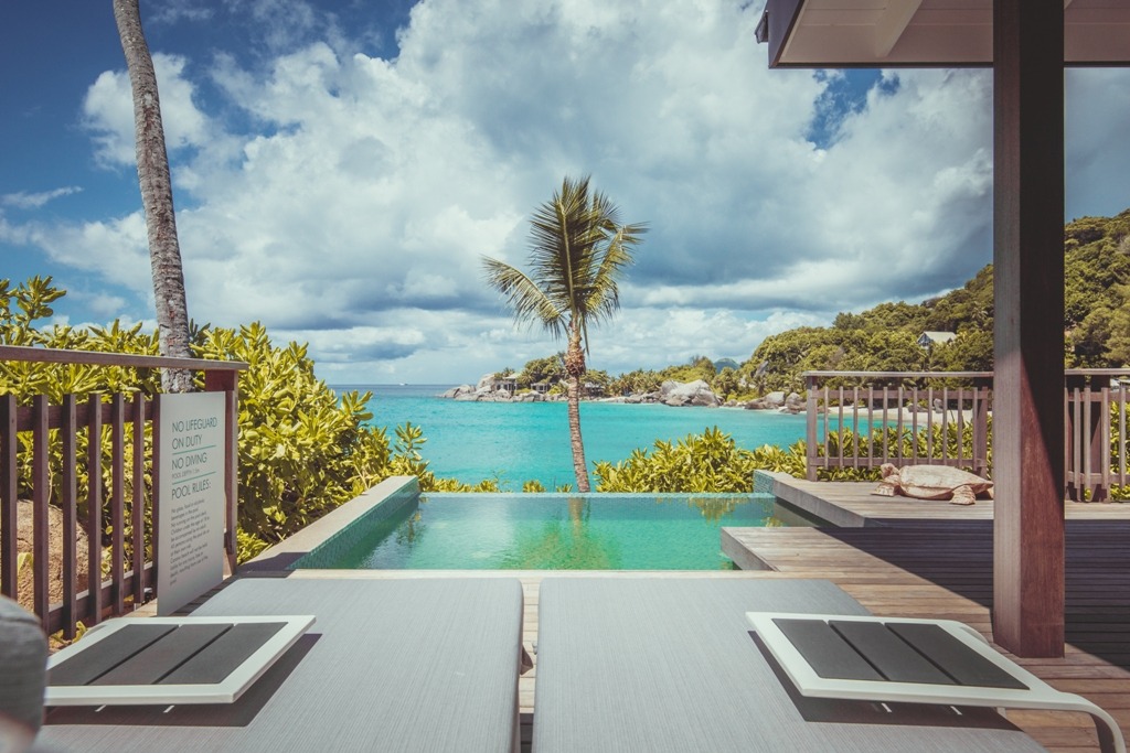 Ocean-View-Pool-Chalet-Deck