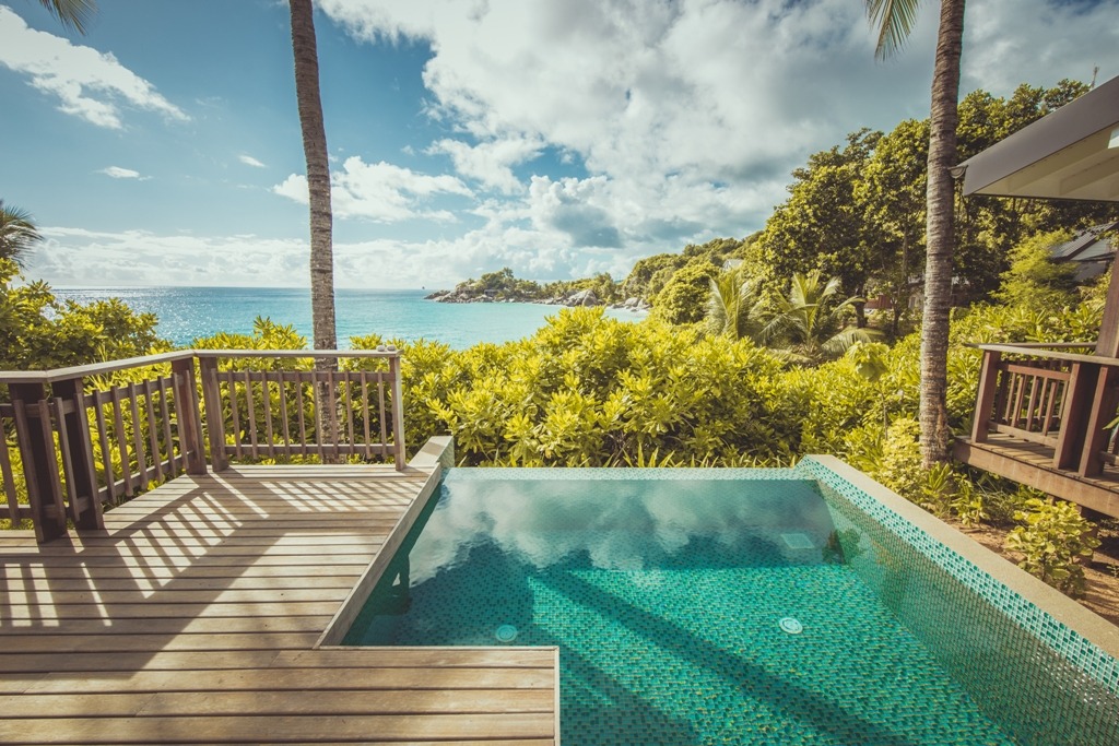 Plunge-Pool-Deck