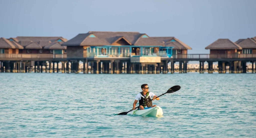 banana_island_doha_anantara_kayaking_1920x1037